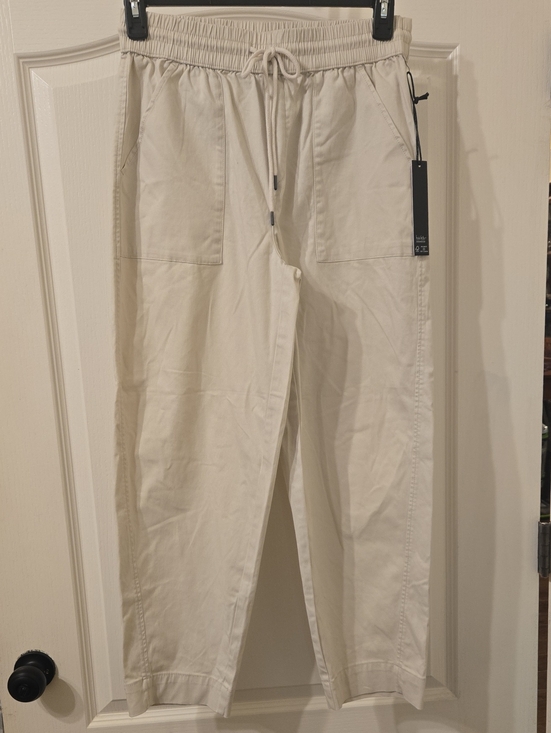 Nicole Miller Pants - ⛱️Nicole Miller Cream Drawstring Elastic Waist Pants